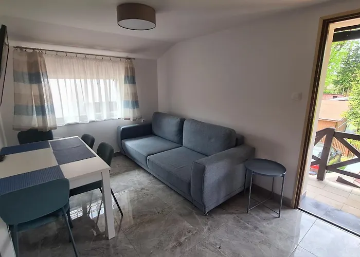 Pokoje Goscinne Familia Гостевой дом Янтар